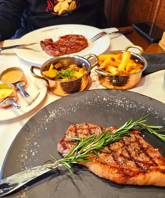 Geneva’s Legendary Steakhouse: Goodwin