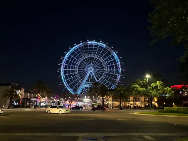 Amazing Hotel in a perfect location! 🌟✨