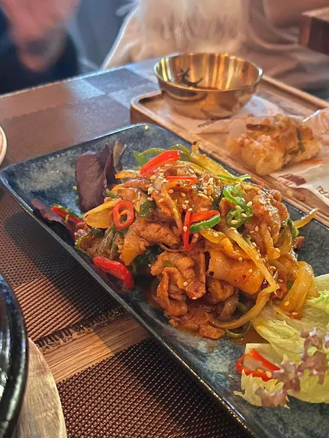 I dare say this is the most romantic Korean tavern for a date night!