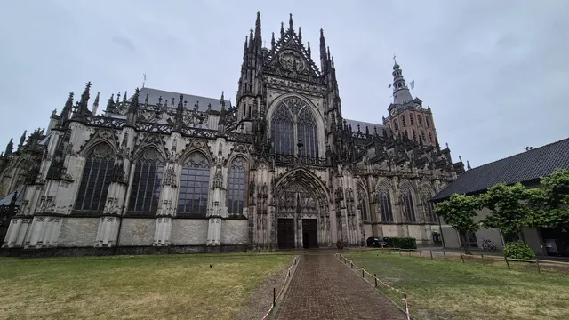 ’s-Hertogenbosch: My Favorite Dutch City 🇳🇱✨