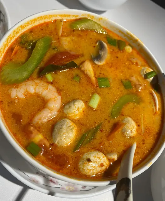 🌶️ Best Thai Food in Winnipeg | Must-Try Authentic Thai Restaurant!