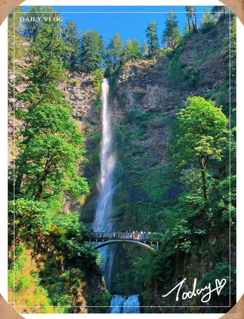 ​​Portland's Iconic Double-Decker Waterfall: Multnomah Falls 🌊✨​​