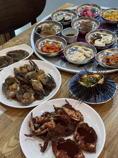 The sea urchin is so sweet!