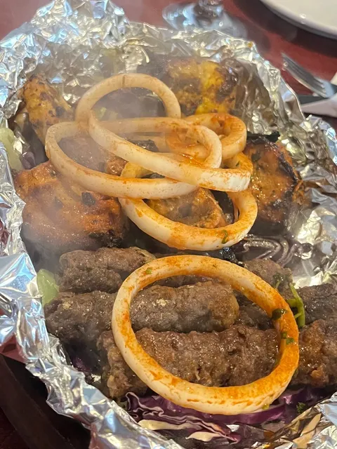 🇨🇦 Hidden Gem Indian-Nepalese Restaurant in Calgary SE!