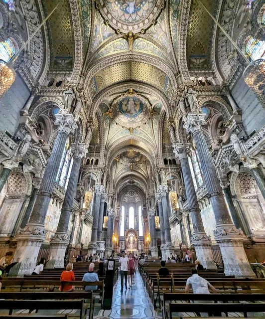 🇫🇷 Lyon Travel Guide: The Perfect 1-2 Day Stopover ✨