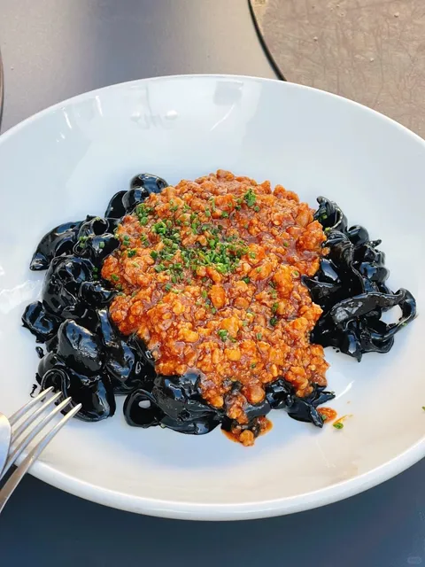 🍴｜Real Squid Ink Pasta! Not the 🦑 sauce pasta you’ve had before