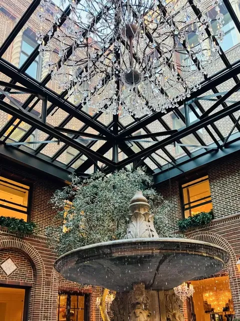 ✨ RH Rooftop | 3 Arts Club Cafe - Chicago's Hidden Gem!