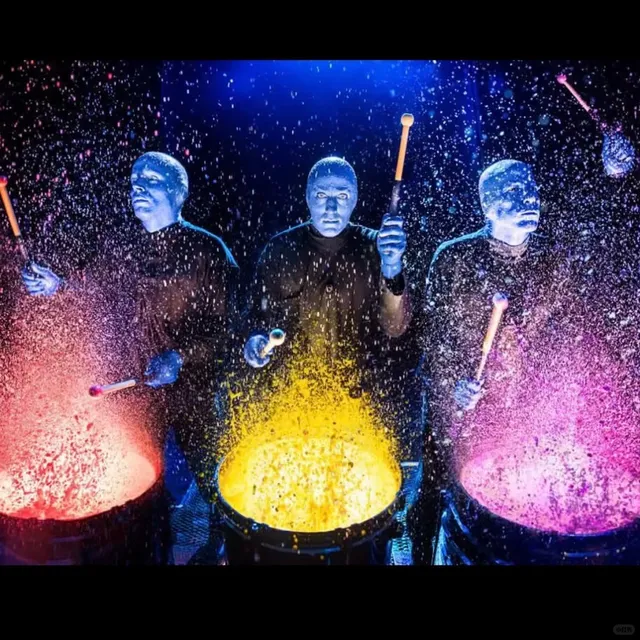 💙 Las Vegas' Most Fun Show — Blue Man Group!