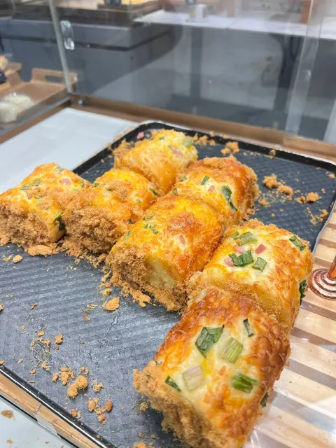 San Mateo's Bakery shop--SimplyCake