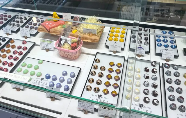 🎨 A Truly Unique Food Hall in Denver’s RiNo Art District! 🐂✨