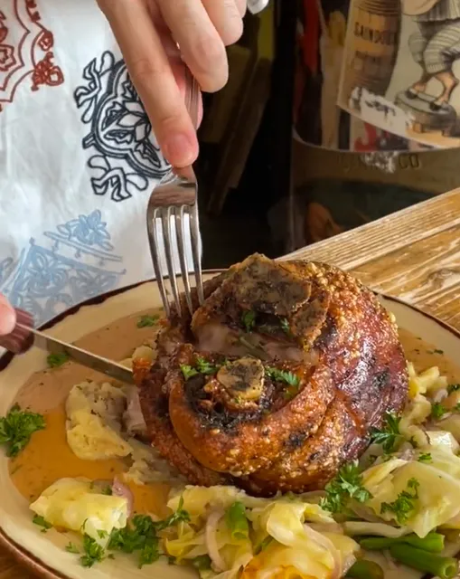 Oslo Must-Try: Crispy Roast Pork 🍖 Don’t Miss the Piggy Vibe!