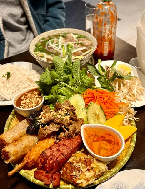 ​​Ha Noi Viet Eatery | Waterloo’s Light & Fresh Vietnamese Spot​​ 🍜✨