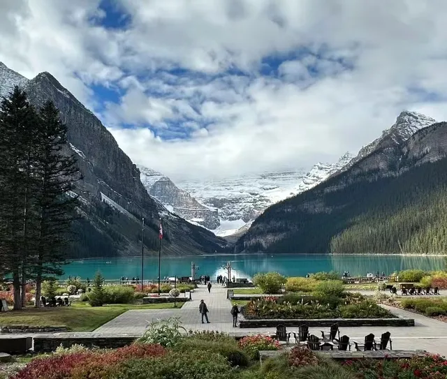 TravelGuide to Castle in the Rockies