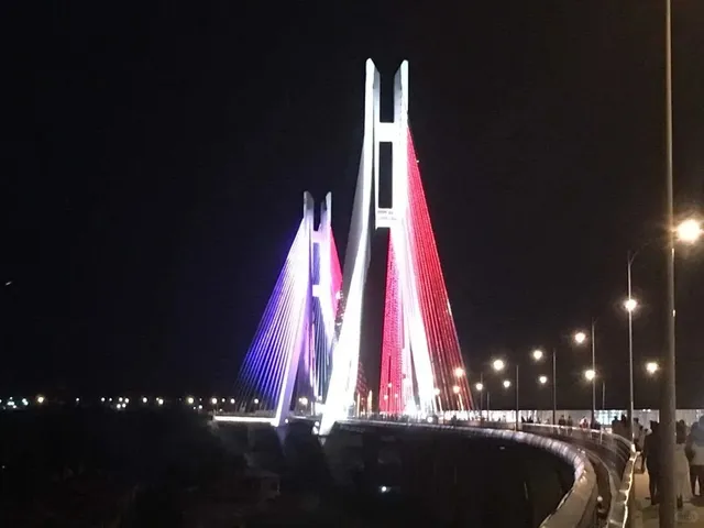 🌅 Dawn in Brazzaville | First Light on the Congo River