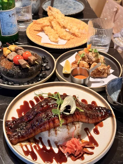 The whole eel over rice from the comics 🍶