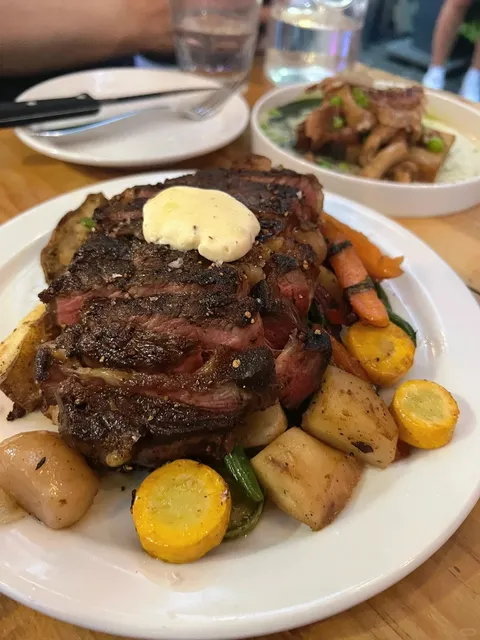 ​​🇨🇦 Toronto's Hidden French Food Heaven 🇫🇷 Côte de Boeuf​​