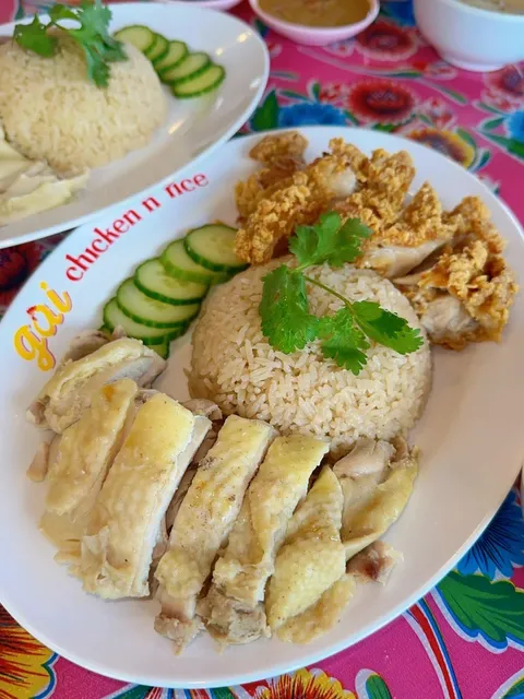 Miami's Hidden Gem Thai Chicken Rice | Bubbling with Happiness 💛