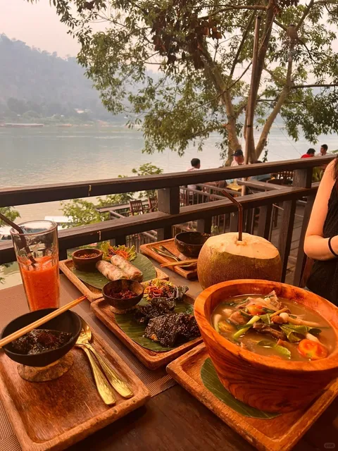 🇱🇦 Luang Prabang Food Guide | Must-Eat Spots