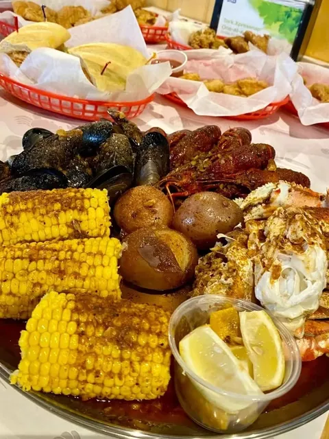 🥢 Hidden Gems: Chinese Food in Sacramento! 🥢