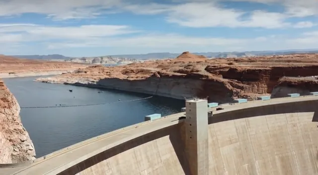 💦Arizona’s Hidden Gem: Page’s Lake Powell & Glen Canyon Dam! 