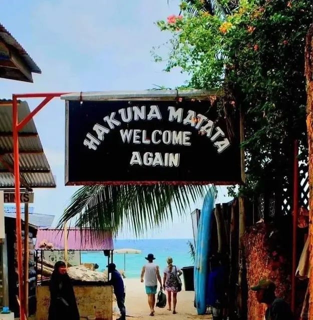 🌴🌊 Zanzibar: Where History Meets Paradise 🌊🌴（2）