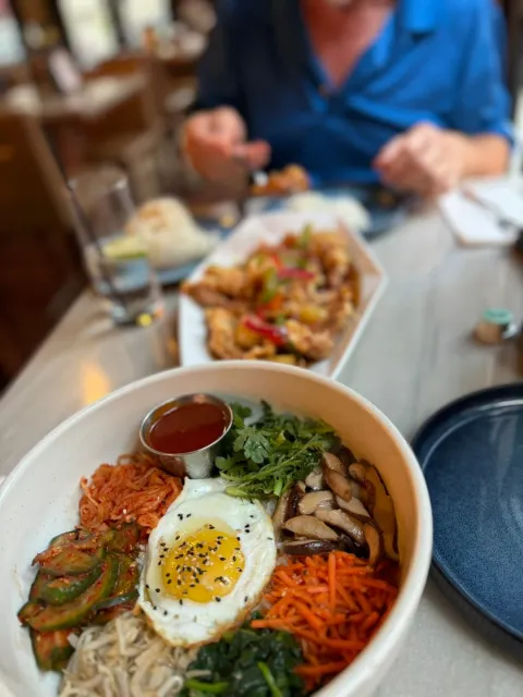 Back Again & It's Still Amazing! 😋