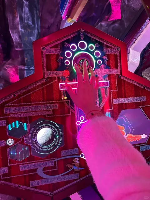 Meow Wolf Denver: A Trippy, Mind-Bending Wonderland! 🌈🚪 