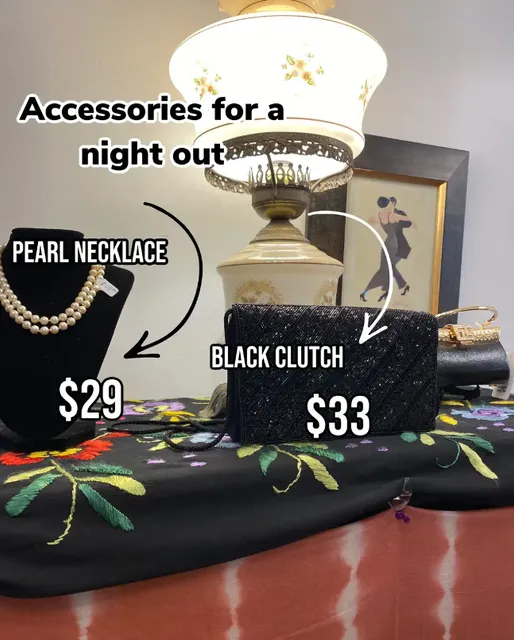 🚀 Let's dive into the vintage vibes at Vintage Reserve in East Villag