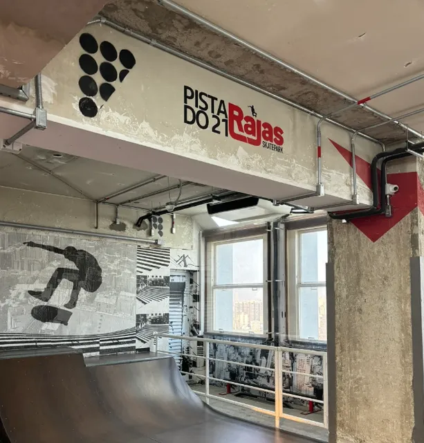 Sao Paulo 🇧🇷 Indoor skateboarding venue | Guinness World Record hold