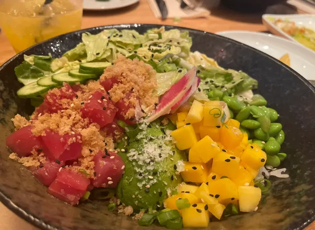 🍽️ Foodie's Guide to Kelowna: Must-Try Eats!