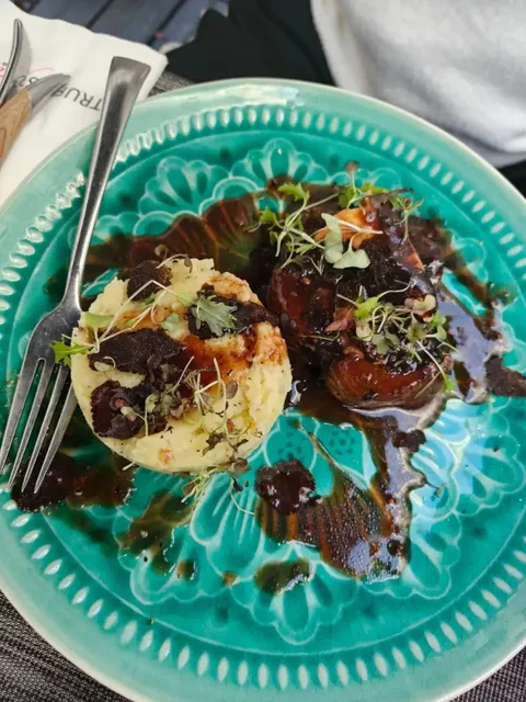 🇫🇷 Must-Try Black Truffle Restaurant Near the Eiffel Tower