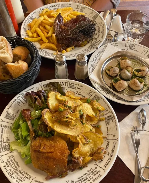 A collection of cost-effective must-try foods in Paris, France 🇫🇷