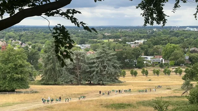 🇬🇧 Richmond Park's Hidden "Enchanted Manor"