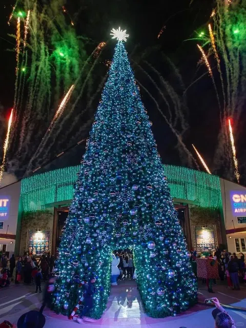 LA Winter Carnival 2025 Guide ✨🎄