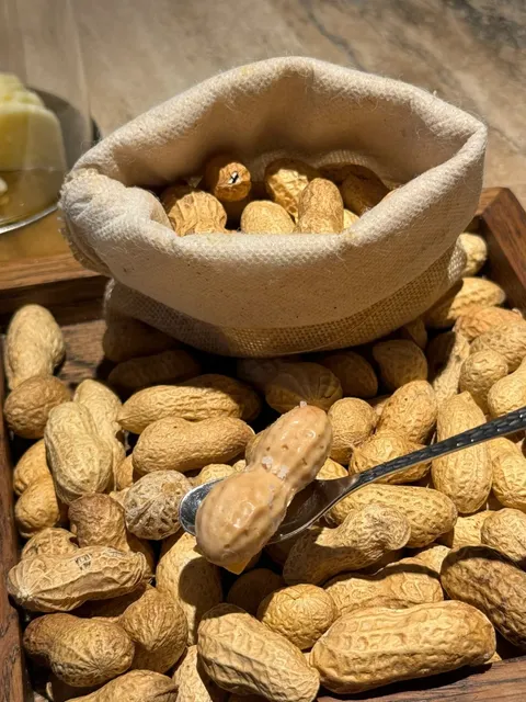 One of the Most Amazing Hidden Gem Restaurants in Paris