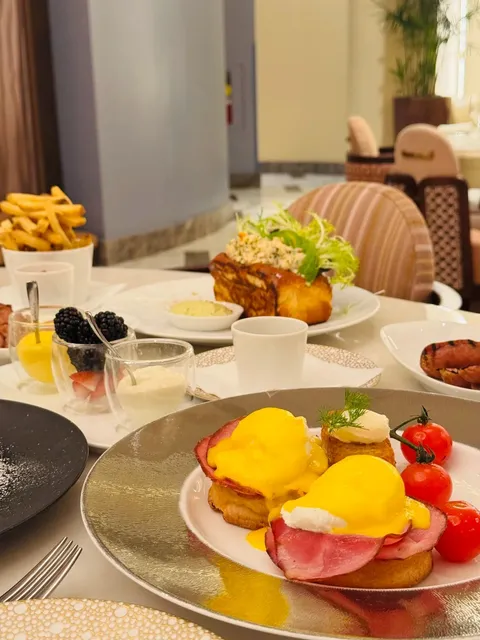 Vegas Trendy Restaurant Check-in 📸