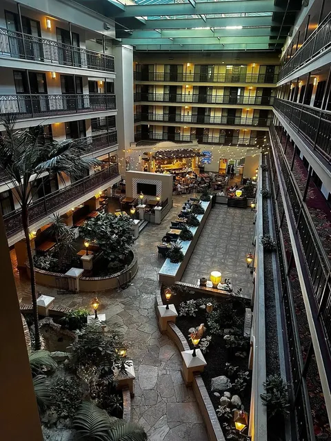 Los Angeles📍 Who Knew an Airport Hotel Could Be This Relaxing? 😍