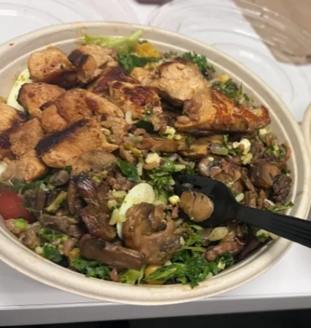 🥦 Roots | A Modern, Plant-First Dining Experience