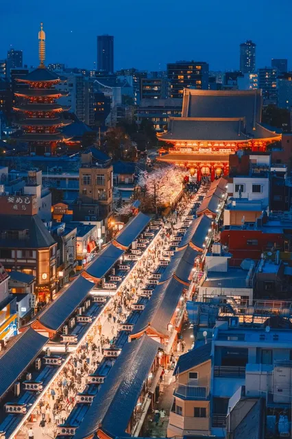 Blue Hour Photography at Senso-ji Temple 📷