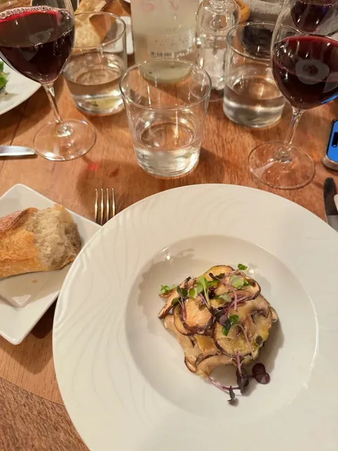 🍽️🌟 Paris Shop Discovery: Exceptional Value French Cuisine