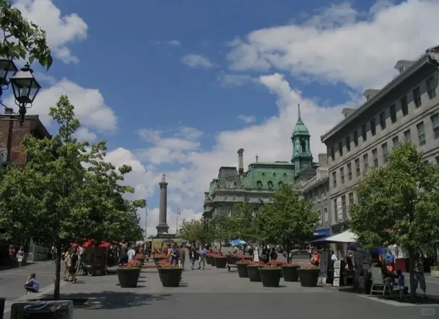 🌍✨ Old Montreal: A Time Capsule of European Charm 