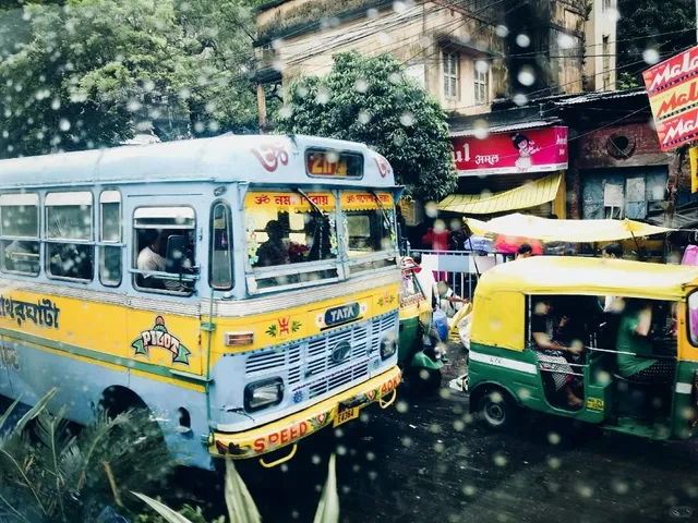 Kolkata Chronicles: Where Streets Become Rivers & Humanity Shines 🌊✨