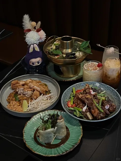 Minimal & Elegant｜The Vibe Code of Brooklyn Thai Dining ✨