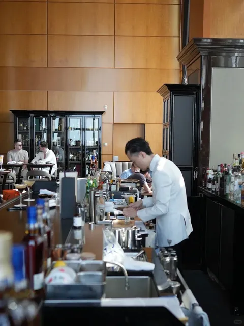 Tokyo Bar | Blooming Has Its Time, Falling Is Silent(4)