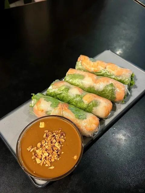 🔥 Sizzling Stone Pot Pho – A Must-Try Vietnamese Experience! 🍜💥