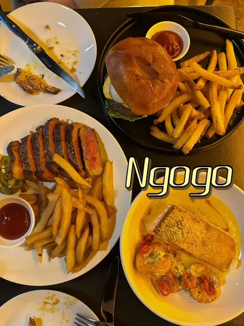 🇨🇦 $38 French-Asian Fusion on Queen West - Worth It?