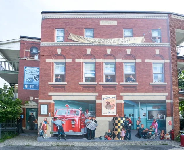 🇨🇦 Sherbrooke’s Murals: Where History Comes Alive on City Walls 🎨🏙