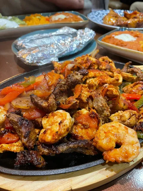 Orlando Eats: Fiesta Azul Mexican Fiesta 🌮🔥🌶️