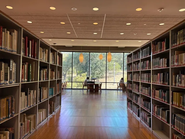Berkeley | What’s It Like to Study in an Ultra-Luxury Library? 📚✨
