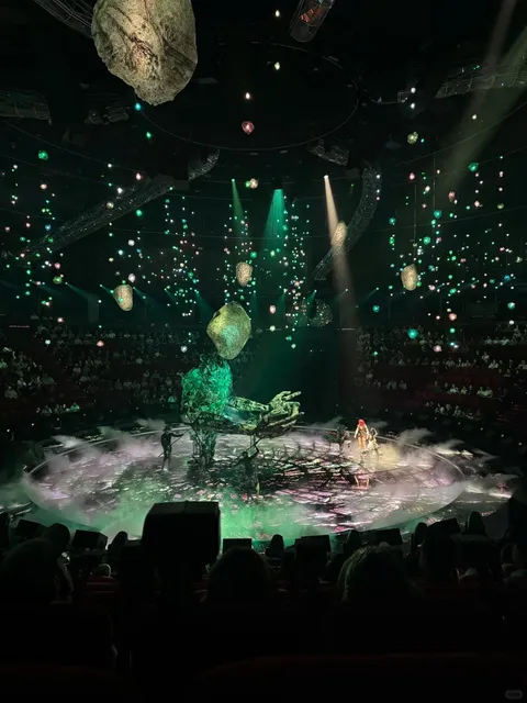 🥕 Must-See Las Vegas Show: "Awakening" – Honestly, Can't Criticize It